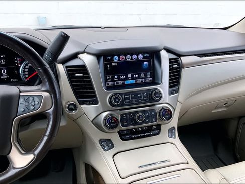 Used 2018 GMC Yukon XL Denali w/ Denali Ultimate Package AWD/4WD image 15