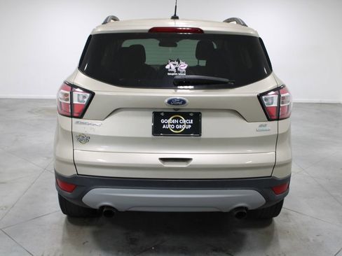 Used 2018 Ford Escape SE image 8