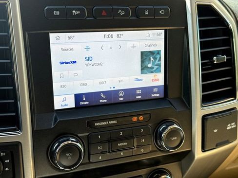 Used 2020 Ford F350 Lariat w/ Lariat Ultimate Package image 23