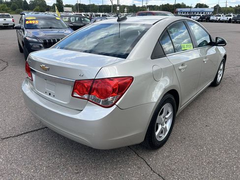 Used 2016 Chevrolet Cruze LT FWD image 5