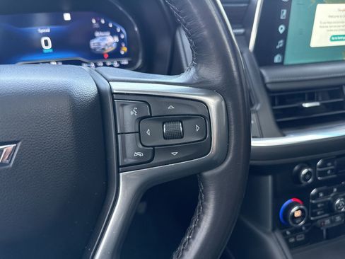 Used 2023 Chevrolet Suburban Z71 image 34