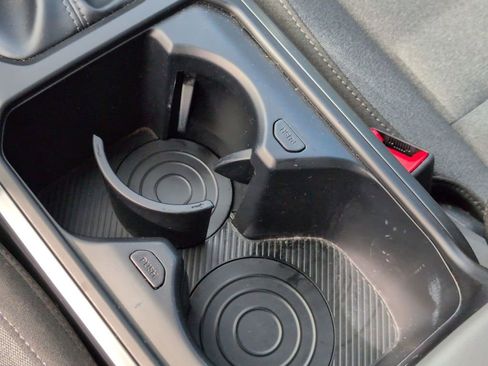 Used 2025 Kia K4 LXS image 24