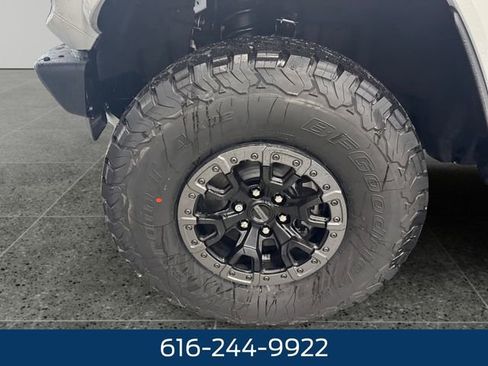 New 2026 Ford Bronco Raptor AWD/4WD image 24