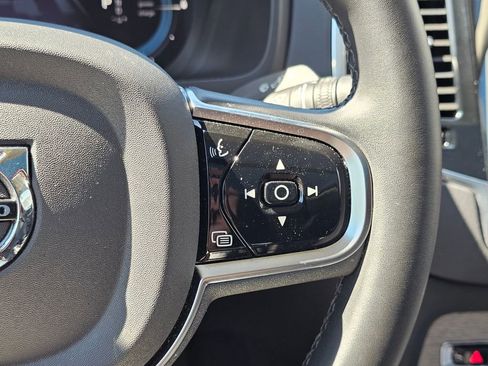 Used 2025 Volvo XC90 T8 Ultra w/ Protection Package image 23