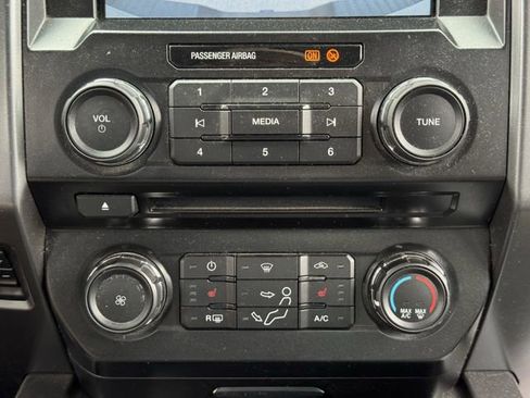 Used 2017 Ford F250 XLT w/ XLT Premium Package image 17