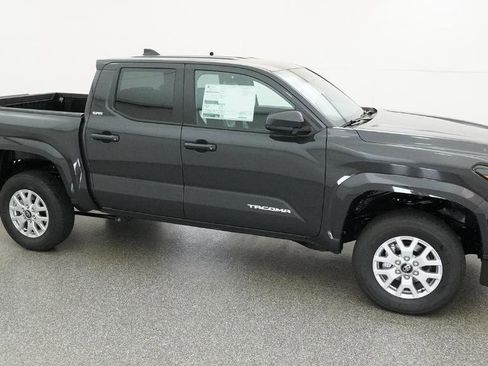 New 2026 Toyota Tacoma SR5 RWD image 15