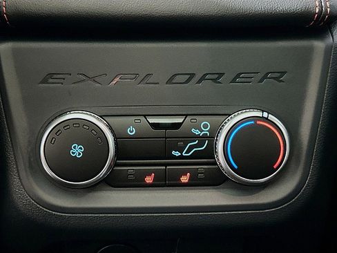 New 2026 Ford Explorer ST-Line w/ ST-Line Street Pack image 19