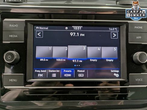 Used 2022 Volkswagen Tiguan S image 13