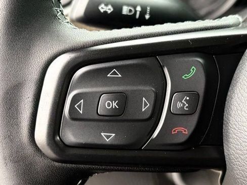 New 2026 Jeep Gladiator Willys AWD/4WD image 16