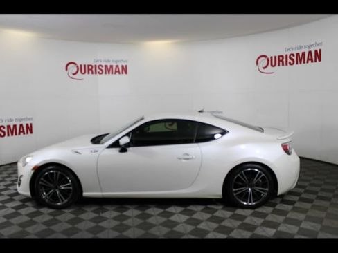 Used 2013 Scion FR-S RWD image 4