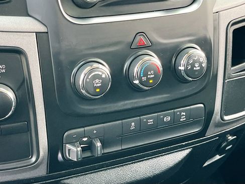 Certified 2016 RAM 2500 Tradesman w/ Chrome Appearance Group AWD/4WD image 15