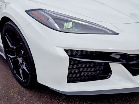 Used 2026 Chevrolet Corvette Z06 image 7