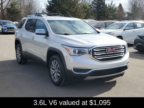 Used 2018 GMC Acadia SLE image 3