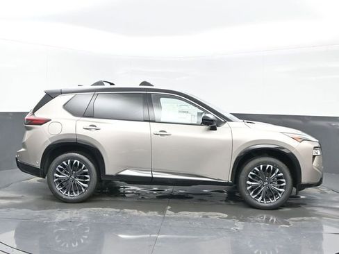 New 2026 Nissan Rogue Platinum w/ Platinum Premium Package image 7