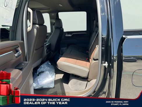 New 2025 GMC Sierra 2500 Denali w/ Denali Reserve Package image 11