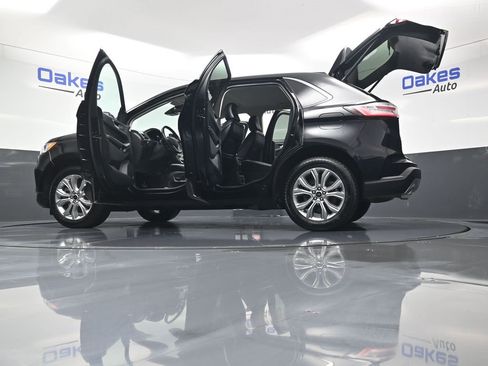 Used 2024 Ford Edge Titanium image 62
