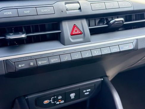 New 2026 Kia K4 LXS FWD image 15