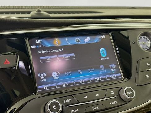 Used 2020 Buick Envision Essence w/ Experience Buick Package FWD image 19