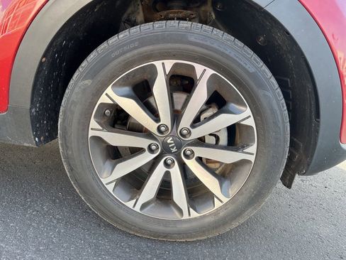 Used 2017 Kia Sportage EX image 12