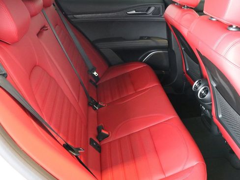 Used 2023 Alfa Romeo Stelvio Sprint AWD/4WD image 42