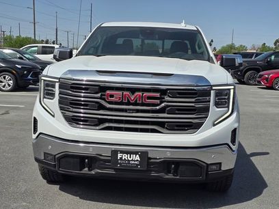 New 2026 GMC Sierra 1500 SLT