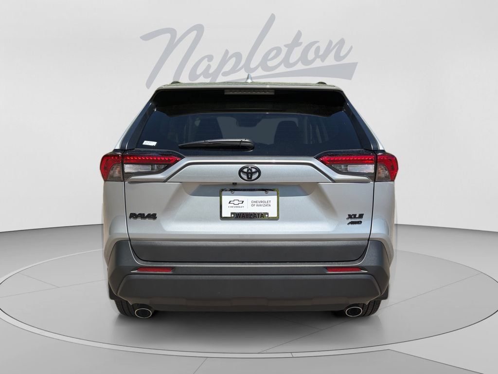 Used 2025 Toyota RAV4 XLE Premium w/ Weather Package AWD/4WD image 4