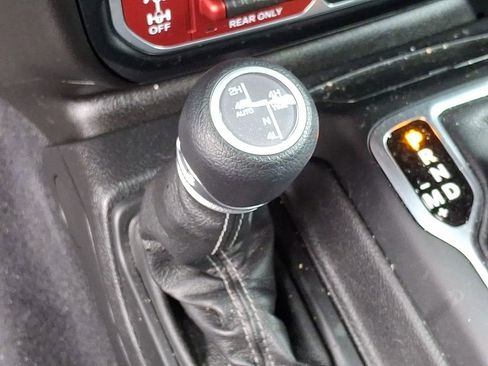 Used 2024 Jeep Wrangler Unlimited Rubicon 4xe image 23