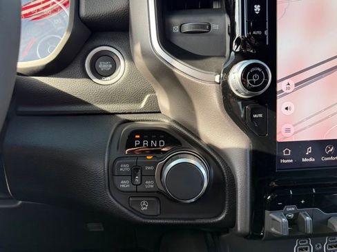 New 2026 RAM 1500 Big Horn AWD/4WD image 22