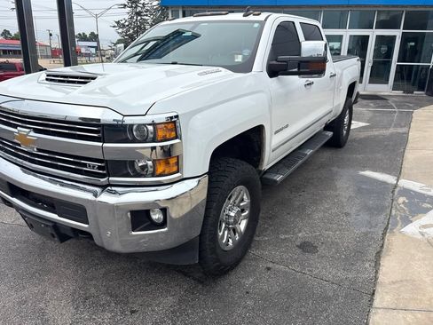 Used 2019 Chevrolet Silverado 2500 LTZ w/ Duramax Plus Package AWD/4WD image 25