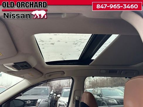 Used 2023 Nissan Pathfinder Platinum AWD/4WD image 15