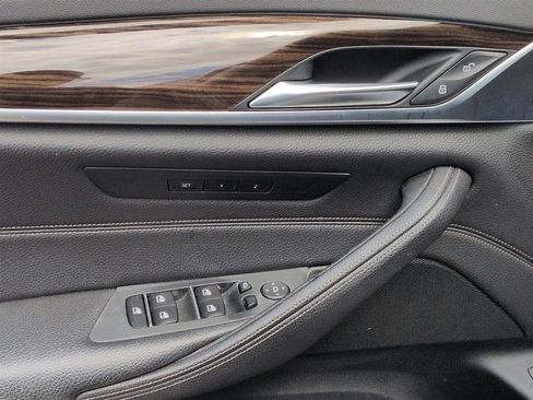 Used 2018 BMW 530i RWD image 13