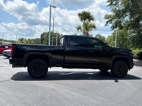 Used 2024 Chevrolet Silverado 2500 LTZ w/ LTZ Plus Package AWD/4WD image 33