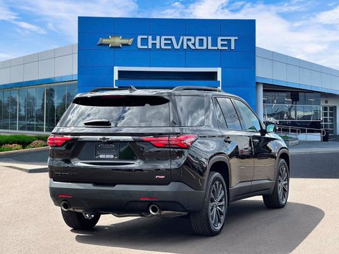 Used 2023 Chevrolet Traverse RS w/ LPO, Floor Liner Package AWD/4WD image 4