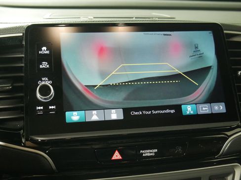 Certified 2025 Honda Ridgeline Black Edition image 27