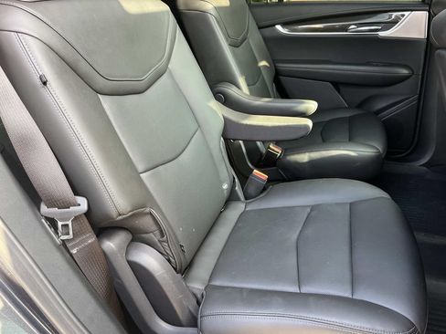 Used 2022 Cadillac XT6 Sport w/ Technology Package AWD/4WD image 26