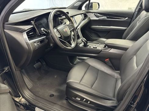 Certified 2023 Cadillac XT6 Premium Luxury AWD/4WD image 12