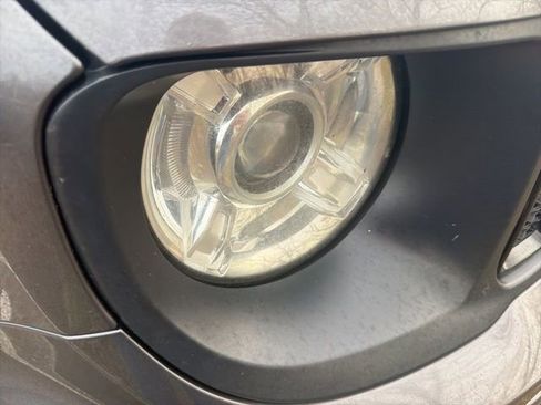 Used 2019 Jeep Renegade Altitude w/ Quick Order Package 2XM image 8