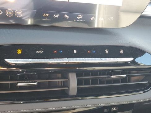 New 2026 Buick Enclave Sport Touring w/ Power Package FWD image 23