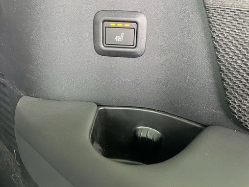 Certified 2024 Land Rover Defender 130 X image 41