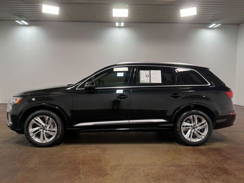 Used 2023 Audi Q7 2.0T Premium w/ Towing Package image 6
