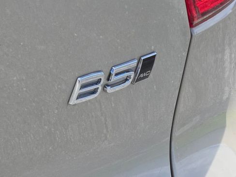 New 2026 Volvo XC40 B5 Ultra AWD/4WD image 9