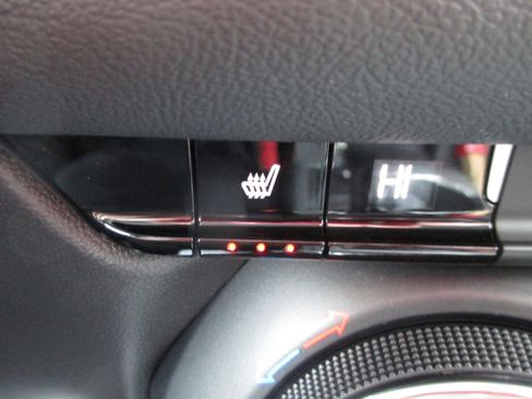 Used 2024 Chevrolet Blazer LT w/ Convenience Package image 21