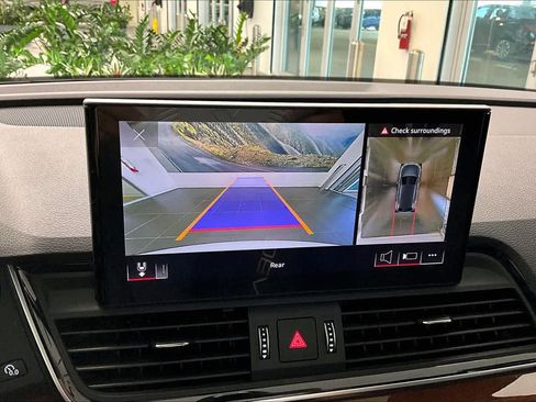 Used 2023 Audi Q5 2.0T Premium Plus w/ Premium Plus Package image 29