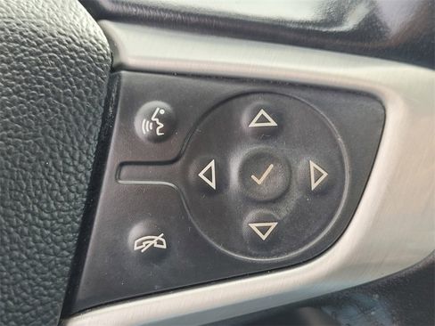 Used 2021 GMC Acadia SLT w/ Preferred Package image 26