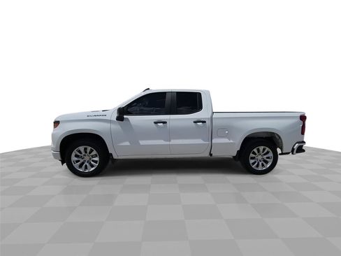 Used 2025 Chevrolet Silverado 1500 Custom RWD image 5
