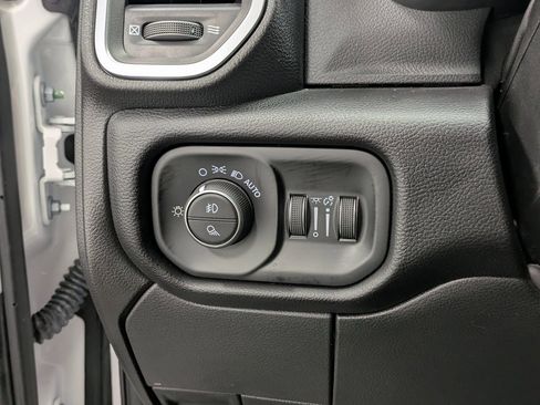 Used 2025 RAM 2500 Laramie w/ Night Edition image 21