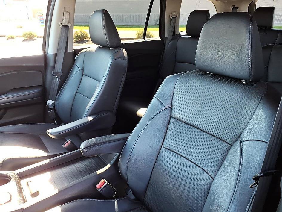 Used 2016 Honda Pilot Elite image 17