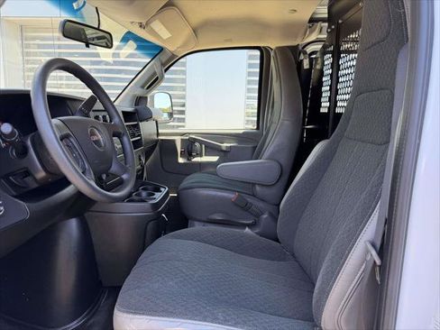 Used 2025 GMC Savana 2500 w/ Driver Convenience Package RWD image 22