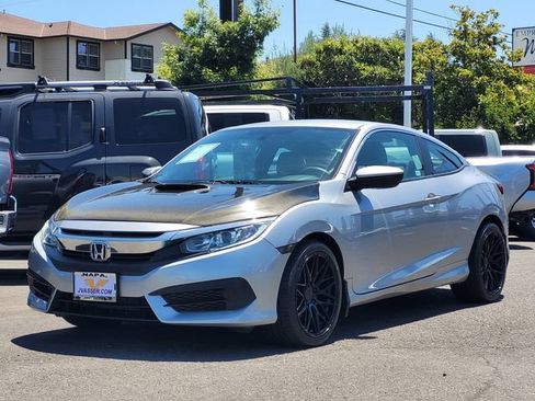 Used 2018 Honda Civic LX image 10