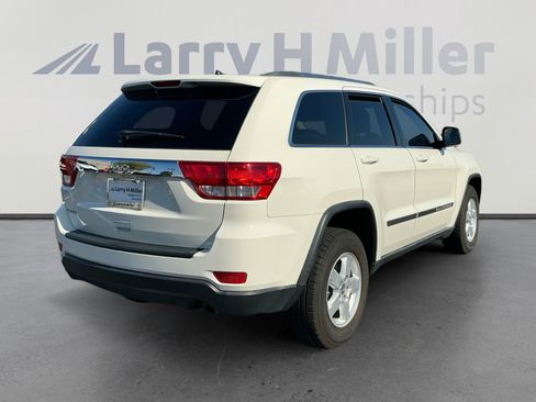 Used 2012 Jeep Grand Cherokee Laredo w/ Laredo E Group image 5